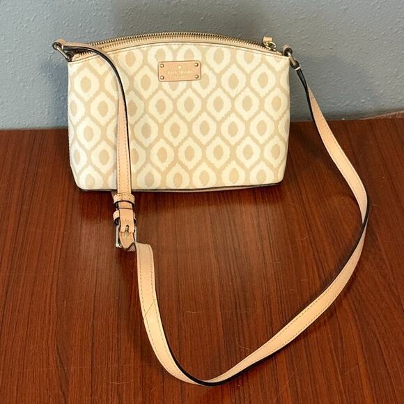 Kate Spade Grove Street Millie Ikat Crossbody Bag Women’s Shoulder Purse - Picture 2 of 5